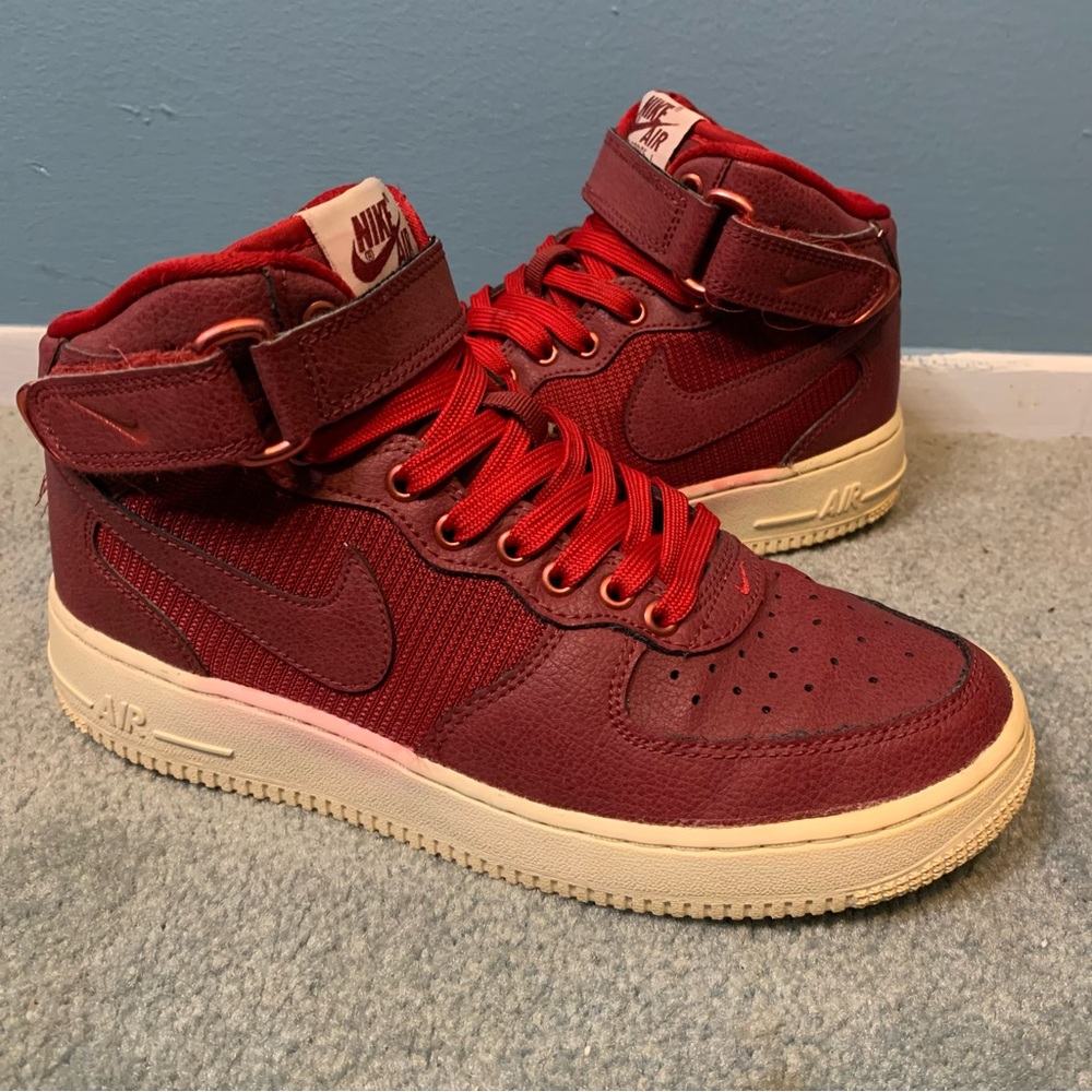 NIKE AIR FORCE 1 MID LV8 (GS) TEAM RED-GYM RED SZ 6Y  [820342-600] 7.5W